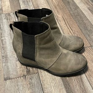 Sorel wedge booties
